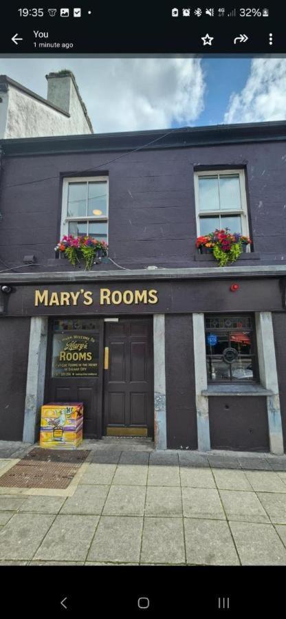 Mary Mullen'S Rooms Eyre Square. กัลเวย์ ภายนอก รูปภาพ
